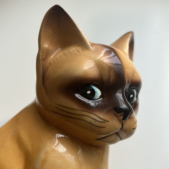 Vintage Japan Siamese Kitten Planter - Picture 12 of 13